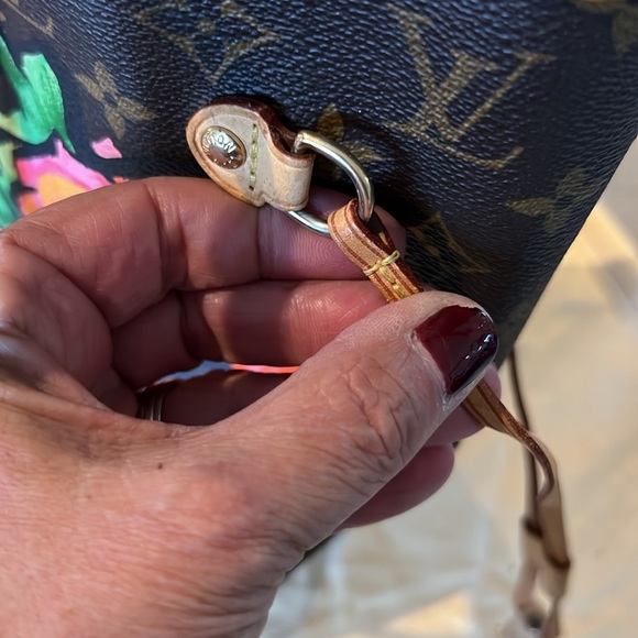 Rare and Retired Louis Vuitton Stephen Sprouse Neverfull Bag with Roses - Picture 7 of 15